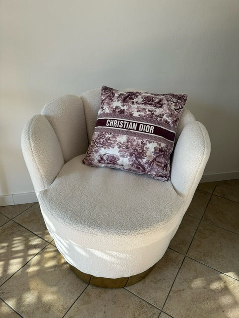 Klassiek D kussen Bordeaux rood 45 bij 45