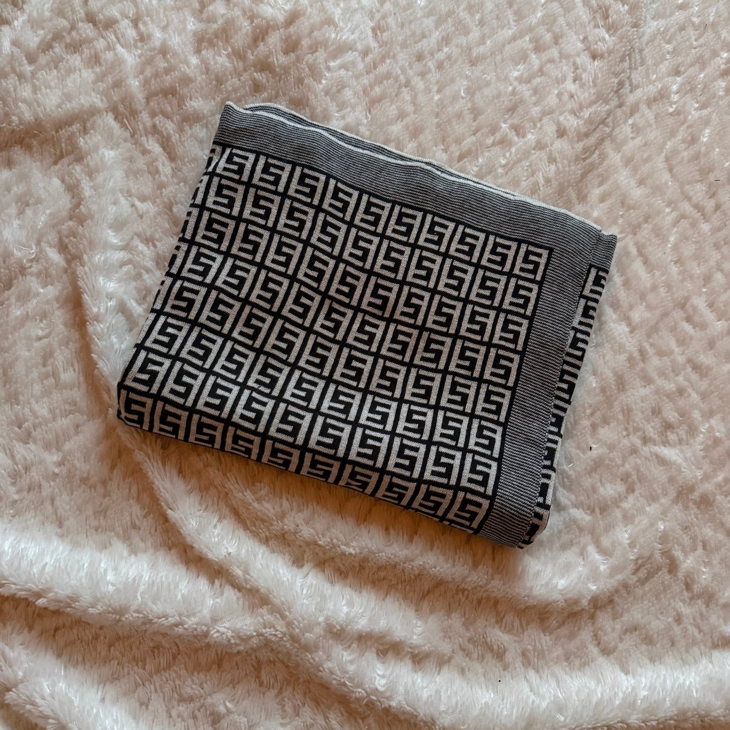 Babydeken 80 bij 100 cm zwart