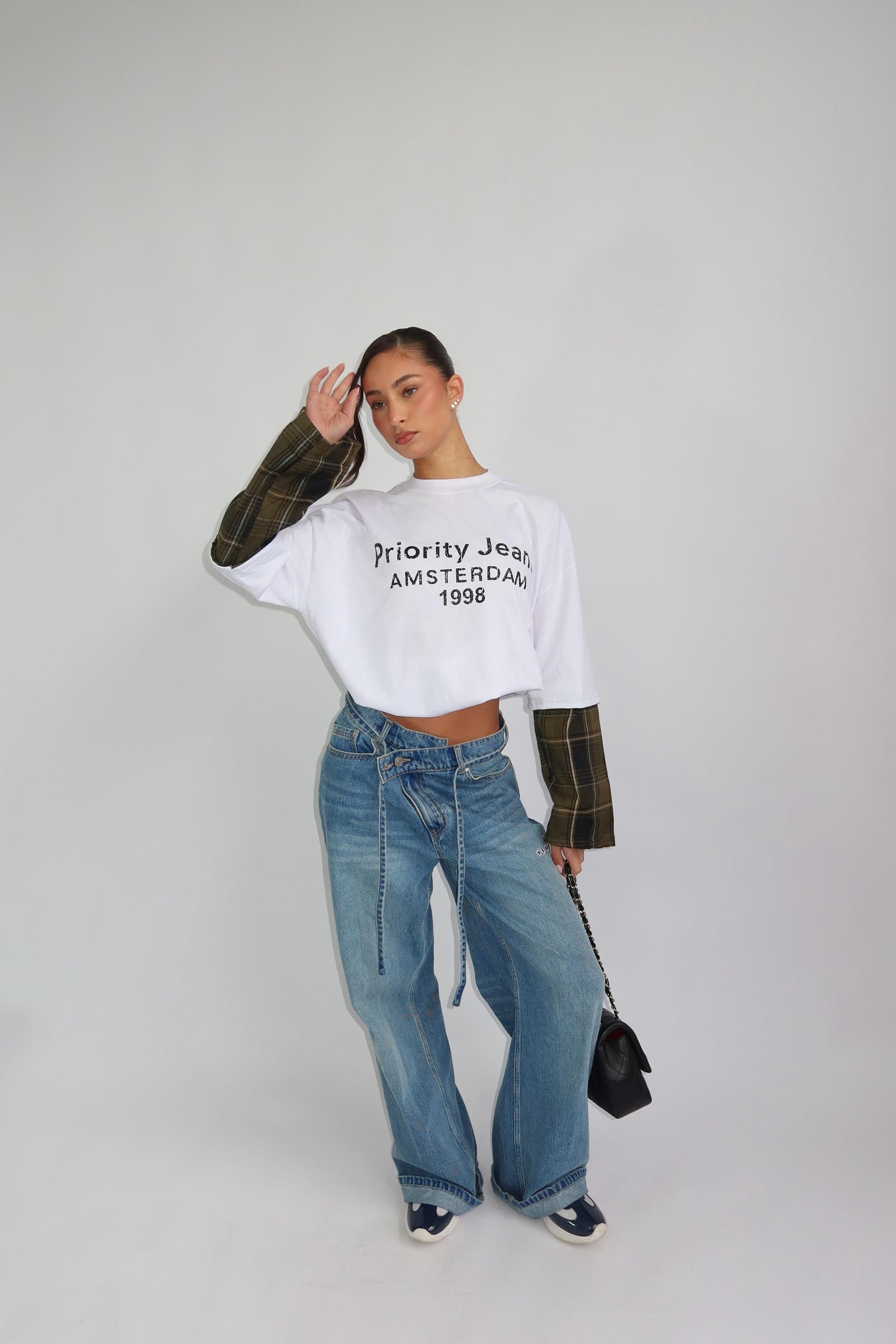 1998 AMSTERDAM LONGSLEEVE MET BLOUSE DETAILS – WIT