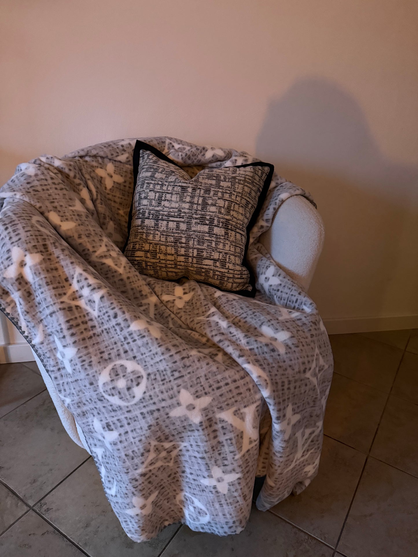 Zachte flace deken zwart 150 bij 200