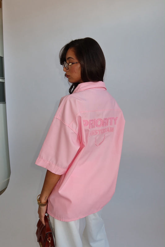 PRIORITY ‘P’ BOYFRIEND BLOUSE – pink