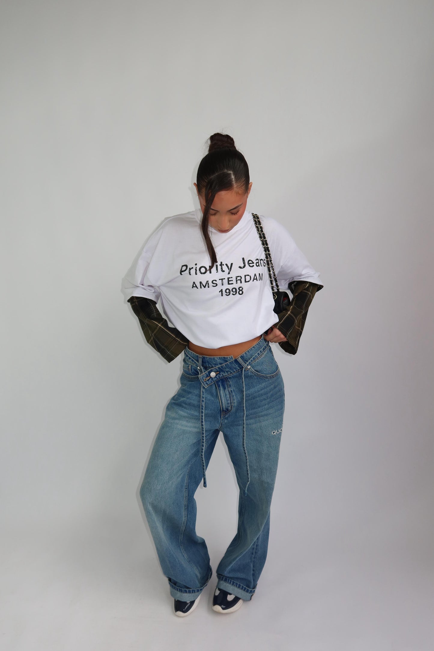 1998 AMSTERDAM LONGSLEEVE MET BLOUSE DETAILS – WIT