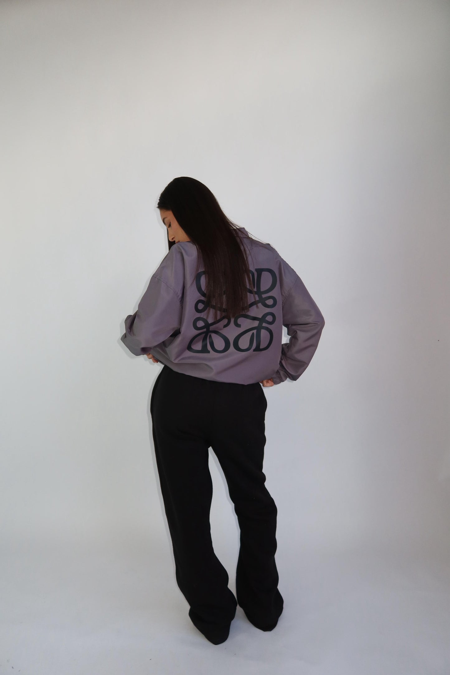 Piority Monogram windjacket grijs