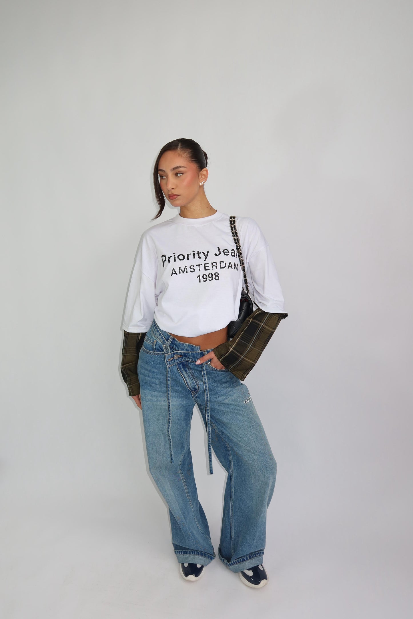 1998 AMSTERDAM LONGSLEEVE MET BLOUSE DETAILS – WIT