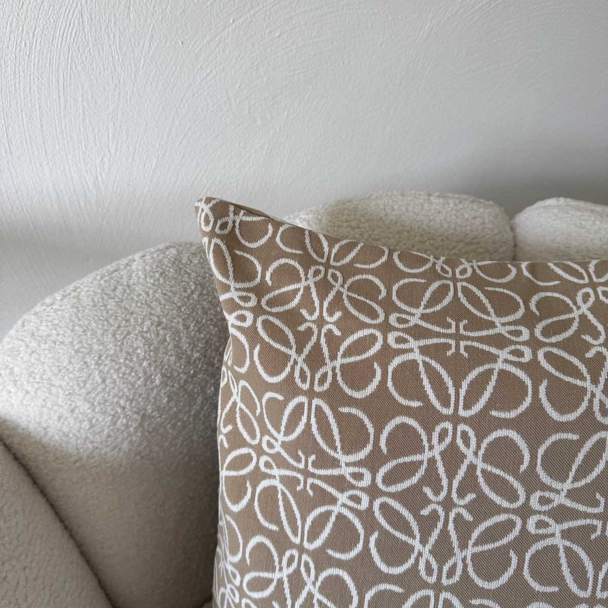 kussen mono luxe patroon beige/wit