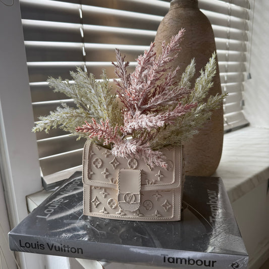 Bag vase